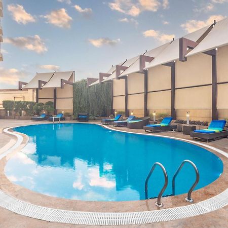 Radisson Gurugram Sohna Road City Center Gurgaon Exterior foto