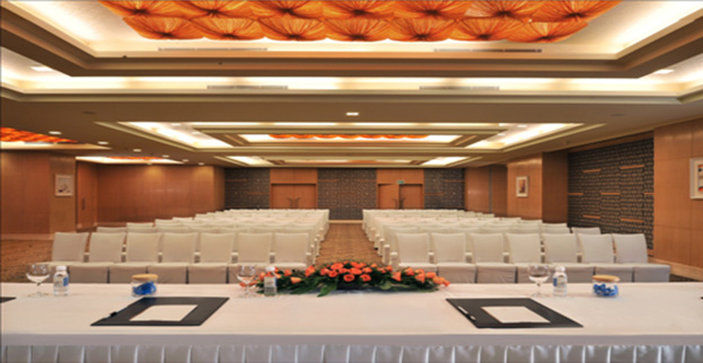 Radisson Gurugram Sohna Road City Center Gurgaon Exterior foto